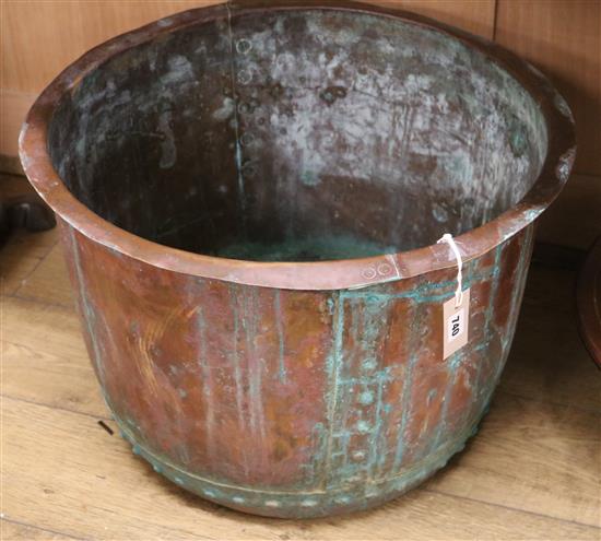 A large washing copper copper W.63cm